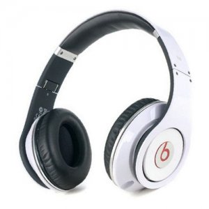 Beats By Dr Dre Studio Wireless Bluetooth Over-Ear White Headphones